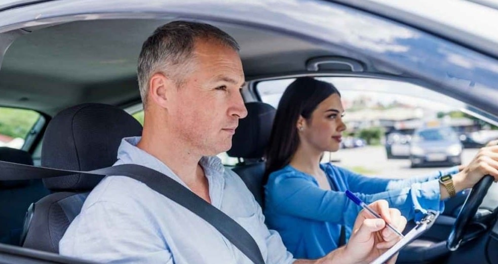 Ultimate guide of Class 1 Driver Training In Calgary